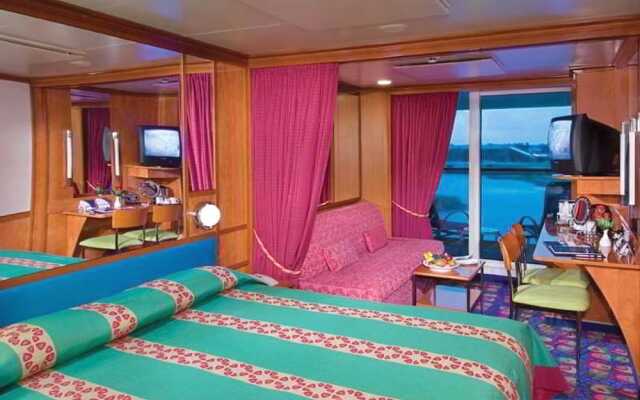 Norwegian Jade Cruise Ship