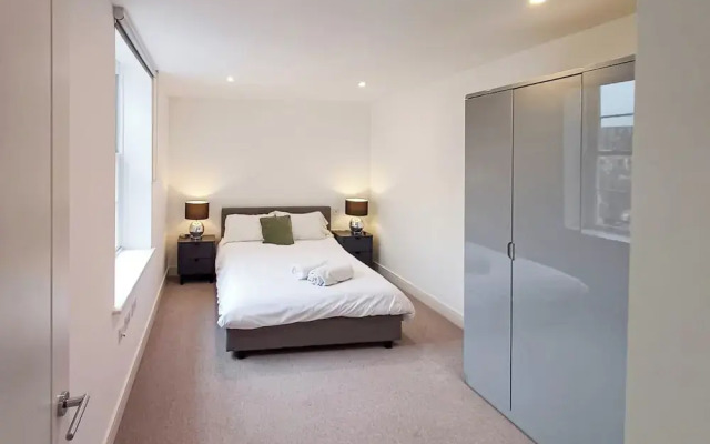 Modern 2 Bedroom 2 Bathroom Apartment