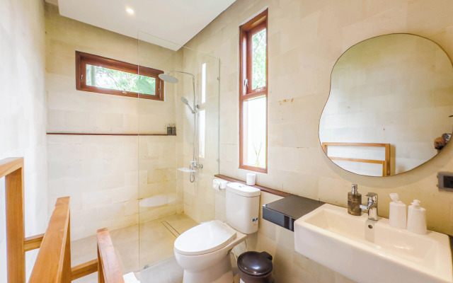 Ubud Shanti Rice Field House By Supala