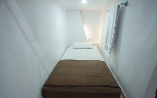 Lucky Hostel