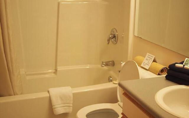 Whale's Tail Guest Suites