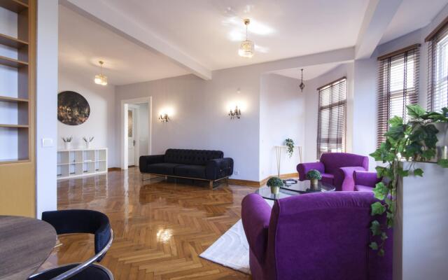 Amazing Flat near Osmanbey Metro Station