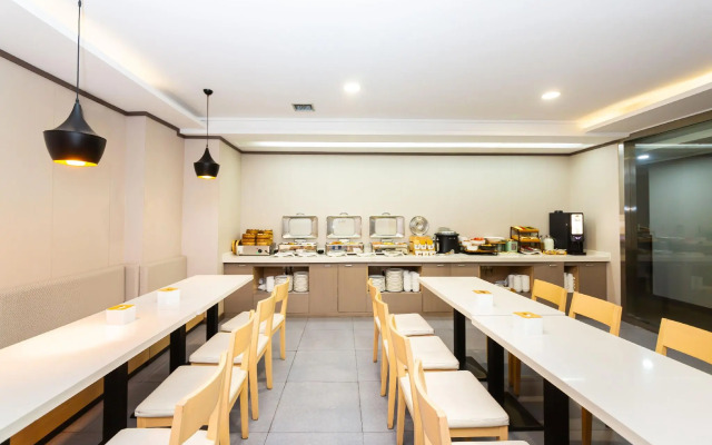 Hanting Hotel Chengdu Kuanzhai Alley