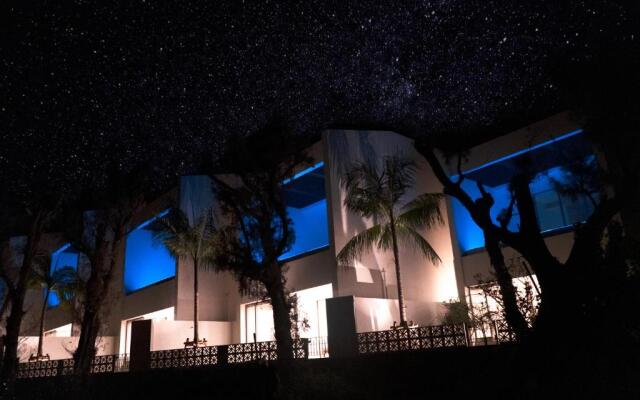 Villa VALIOSA ON THE BEACH