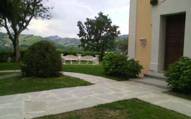 Villa Montrona RR