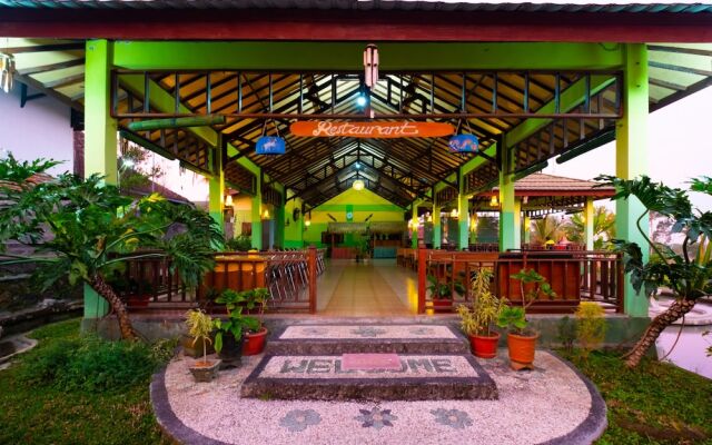 OYO 1320 Green Orry Inn