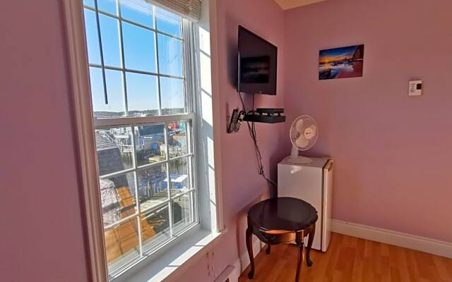 The inn at fisherman's cove