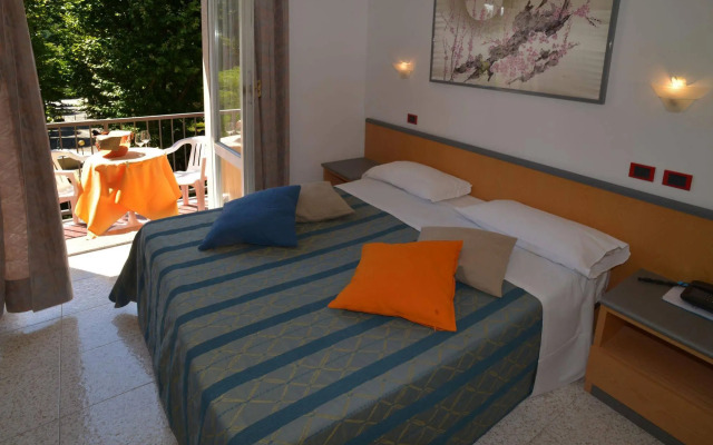 Hotel Salus