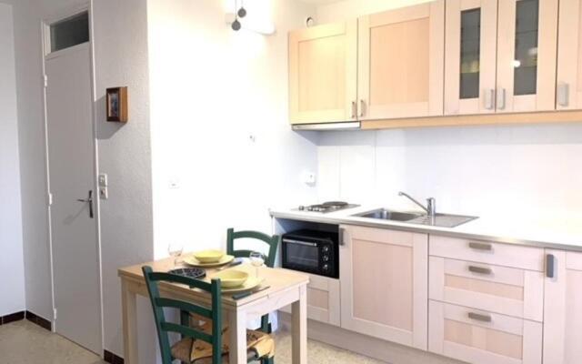 Appartement Balaruc-les-Bains, 1 pièce, 2 personnes - FR-1-503-46