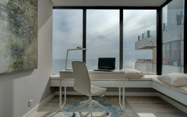 Ocean Blue Apartment & Studio