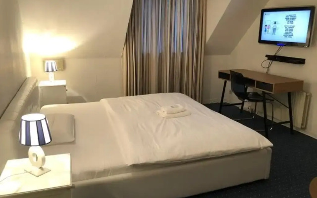 Hotel Zum Studio