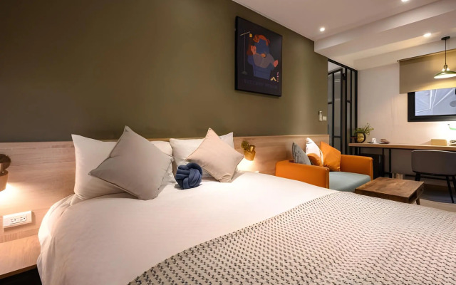 Отель East Taichung