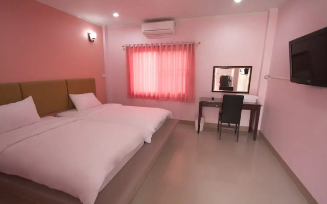 Worachat House