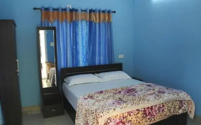 Aathishaya Holiday Inn