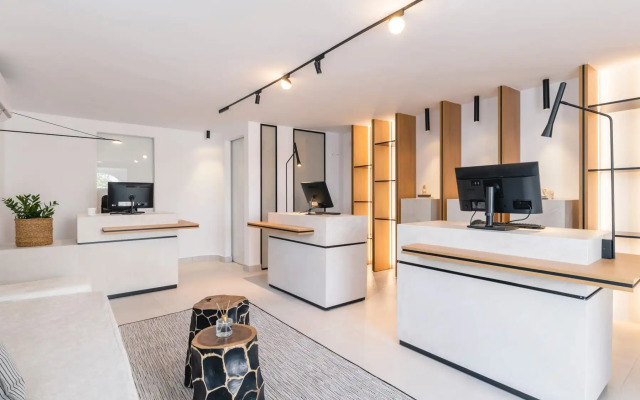 Quartano Suites by Heliessa