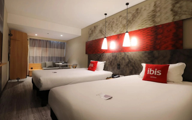 Ibis Dujiangyan Hotel