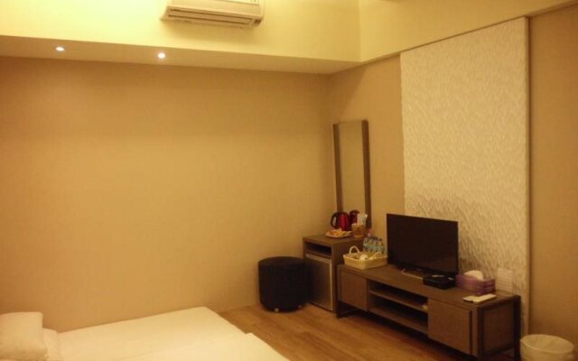 No. 1 Resort