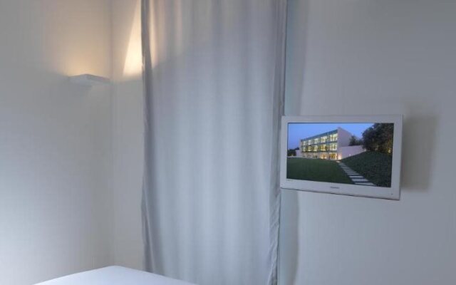 C-Rooms