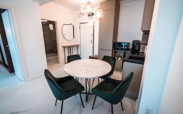 Wave 4 Residence