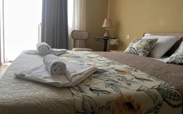 Hotel Legiandro Surami