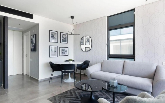 Extraordinary 1BR in Geula by HolyGuest