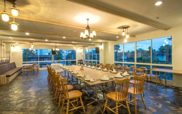 Prachuap Grand Hotel