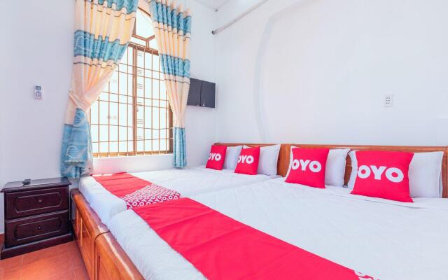 OYO 522 Acasa Hotel