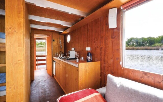 Amazing Ship/boat in Radewege With 2 Bedrooms