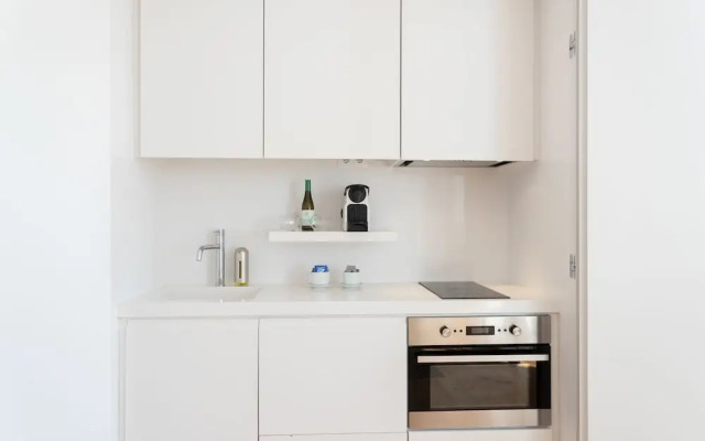 Chiado Studio and One-Bedroom Apartment - by LU Holidays