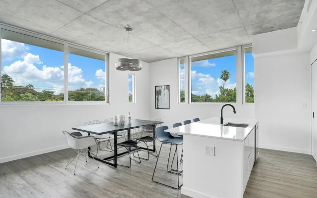 Design District Suites