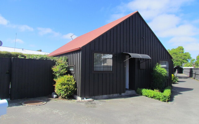 Gordon Villa 1 - Christchurch Holiday Homes