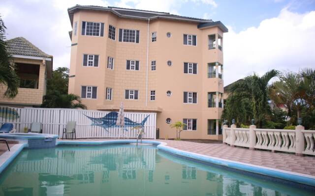 Royal Tower Suites