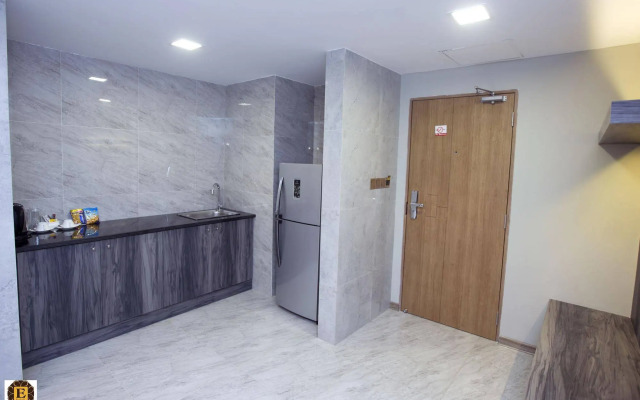 Elegant Hotel Pyi Thar Yar