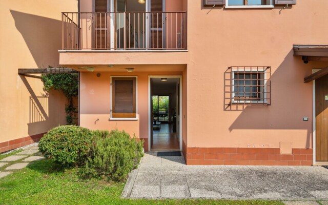 Luxurious Holiday Home in Lombardy With Shared Pool