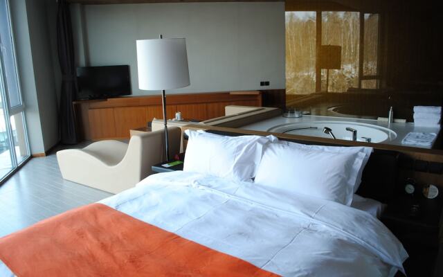 Zhi Resort