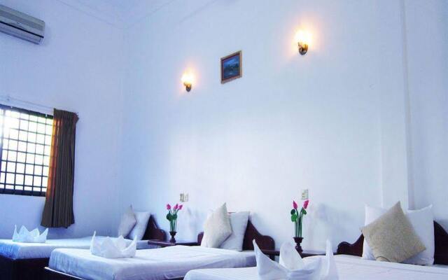 Tom & Jerry Hostel