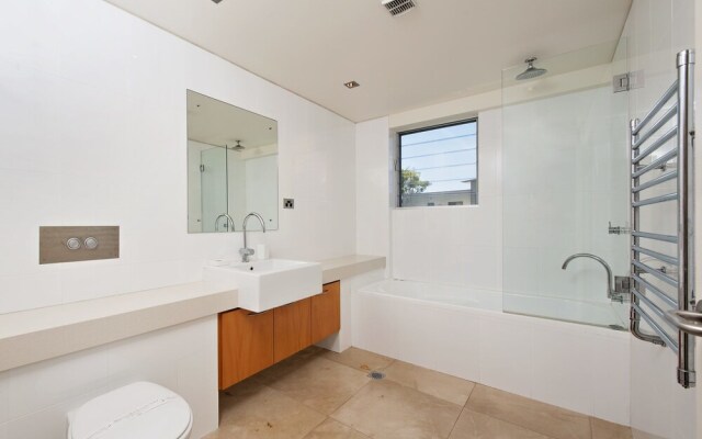 Voyager Close, Unit 02, 19, The Domain