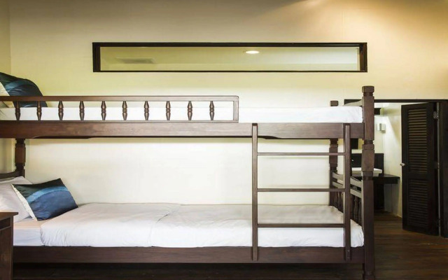 Baan Luang Rajamaitri Historic Inn