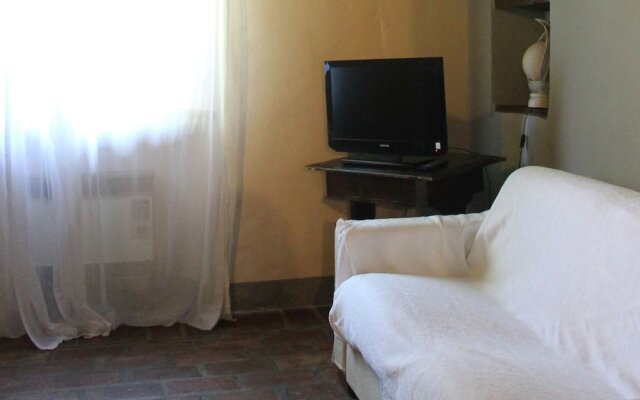 Serene Villa in Imola Amid the Forest