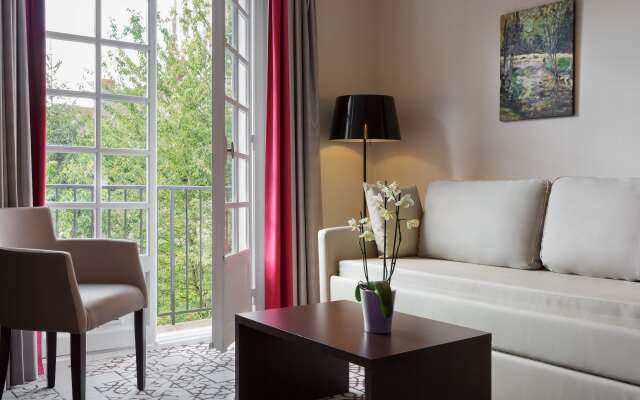 Best Western Blanche De Castille Dourdan