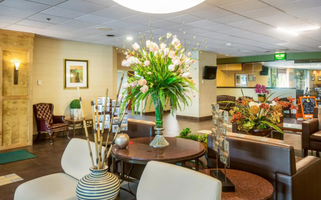 Chester Hotel & Conference Center