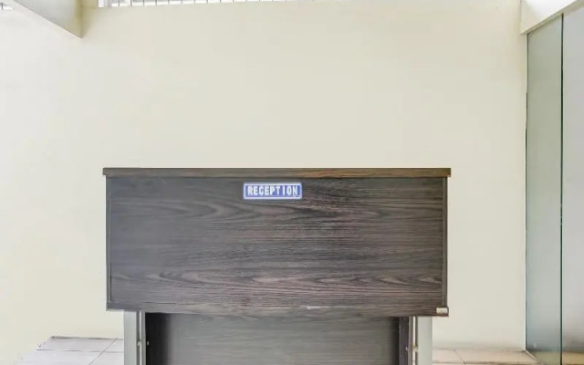 Oyo 91361 Benlin D'kost Syariah