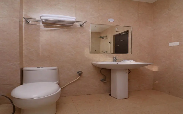 Oyo 5102 Anurag Hotel