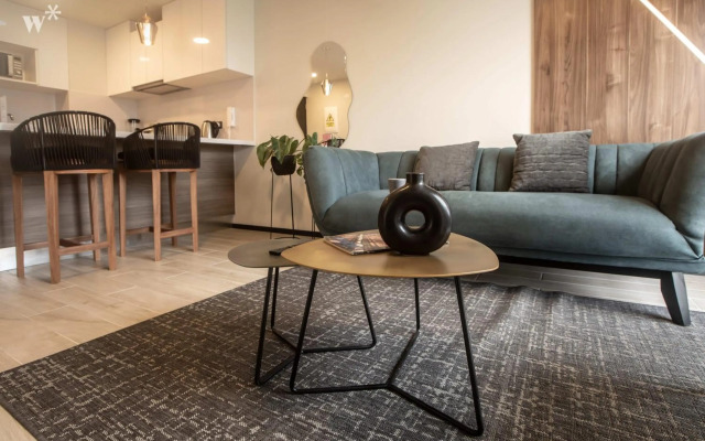 Monochromatic 1BR in Lovely Barranco