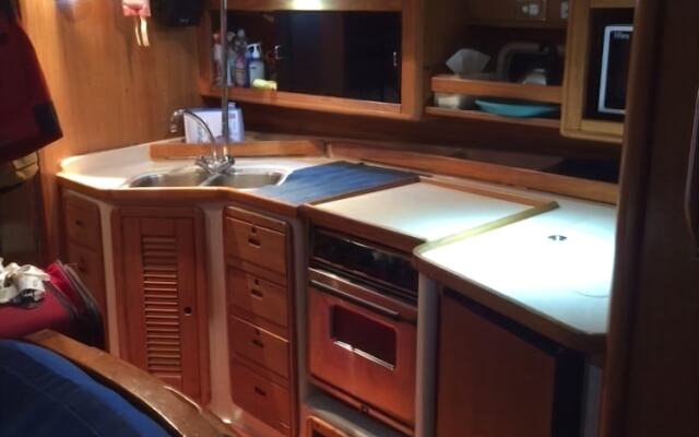 Sailtas - Sailing Charters to Bruny Island - Adults Only