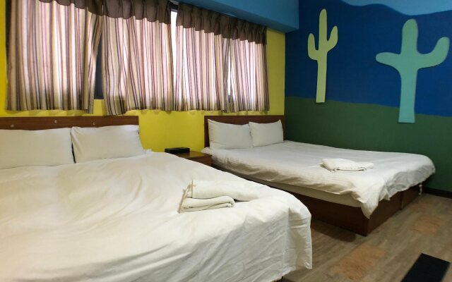 Taichung Calfhouse Hostel