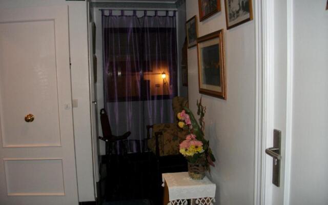 Hostal Moni Albayzin