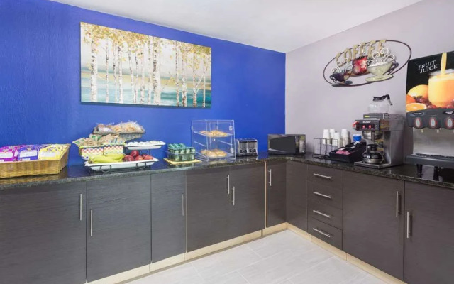 Microtel Inn & Suites By Wyndham Tuscaloosa – East