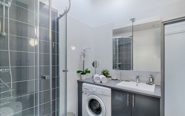 Rare - Nice Loft on the Rooftops of Marseille!