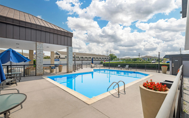 Best Western Center Inn